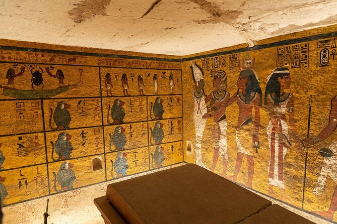 Cairo Over Day, Egyptian Museum, Pyramids & Lunch From Hurghada - Pickup Information