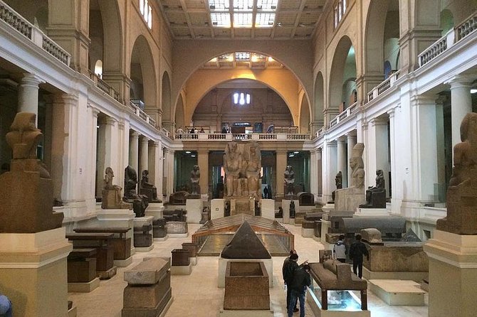 Cairo Private Day Tour: Egyptian Museum, Citadel, and Khan Al-Khalil Bazaar - Exploring the Egyptian Museum