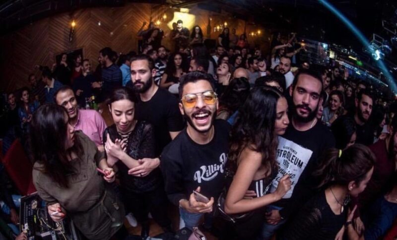 Cairo: Pub Crawl and Speakeasy Bar Tour With 2 Free Drinks - Included Features