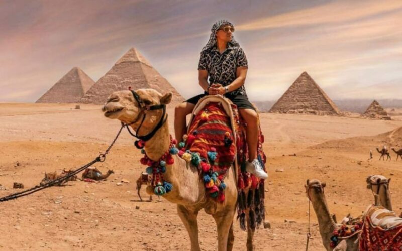 Cairo: Pyramids and Museum Tour With Sound and Light Show - Giza Pyramids and Sphinx