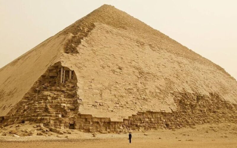 Cairo: Pyramids, Memphis, and City Highlights Private Tour - Key Points