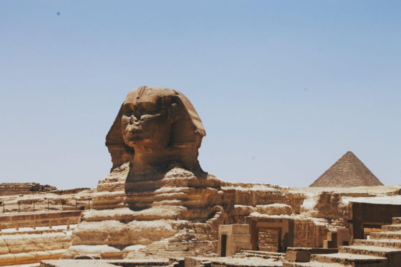 Cairo: Pyramids, Memphis, Sakkara & Dahshur Luxury Adventure - Transportation and Accessibility