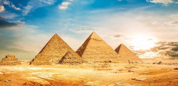 Cairo: Pyramids & Museum Layover Tour With Airport Transfer - Airport Transfer