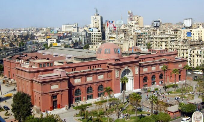 Cairo: Pyramids, Museum Visit & Dinner Cruise Combo - Exploring the Pyramids