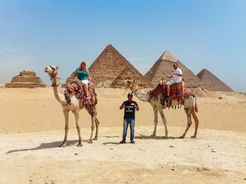 Cairo: Pyramids, Sakkara & Memphis Private Tour With Lunch - Key Points