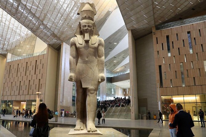 CAIRO TOUR Pyramids Sphinx Museum Bazaars Old Cairo and Lunch - Museum and Bazaars