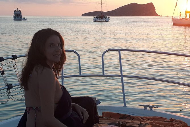 Cala Bassa & Cala Compte in Catamaran, Sunset Closing!! - Accessibility and Seating