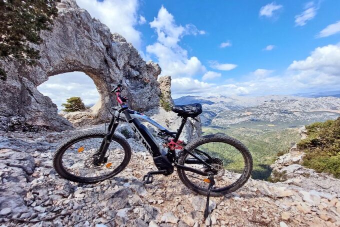 Cala Gonone and Dorgali E-Bike Tour - Meeting Point and Preparation