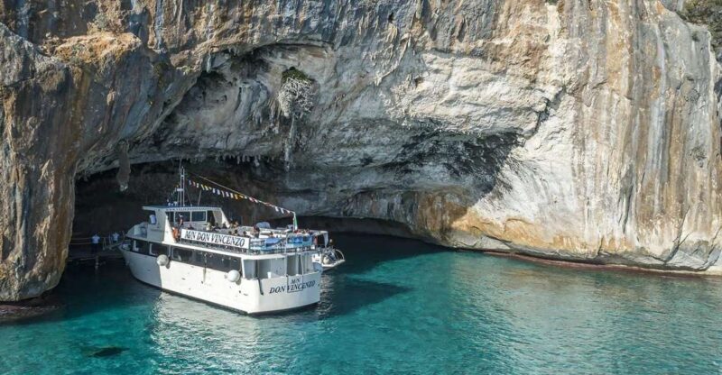 Cala Gonone: Bue Marino Cave and Cala Luna Boat Tour - Key Points