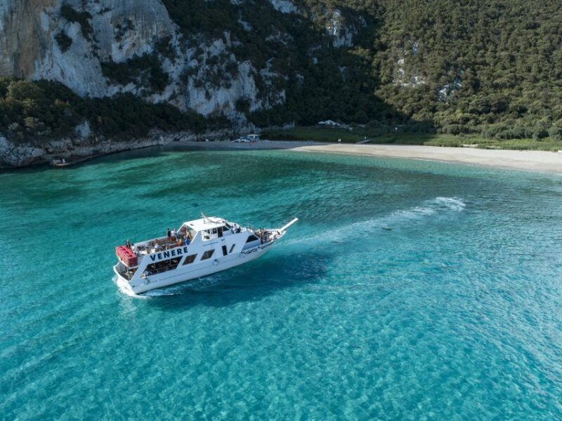 Cala Gonone: Guided Boat Tour to Cala Luna Beach - Key Points