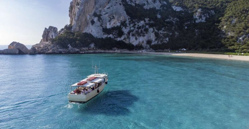 Cala Gonone: Guided Boat Tour to Cala Luna Beach - What to Expect on the Boat