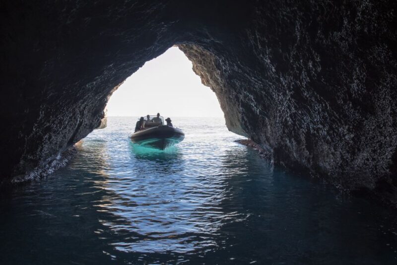 Cala Gonone: Gulf of Orosei Dinghy Excursion With Skipper - Key Points
