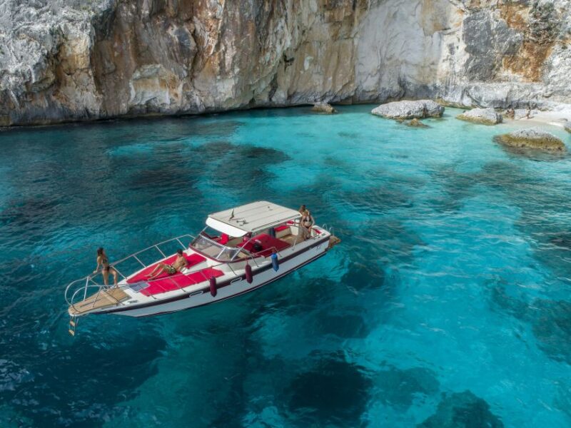Cala Gonone: Motor Yacht Tour in the Gulf Of Orosei - Itinerary Highlights