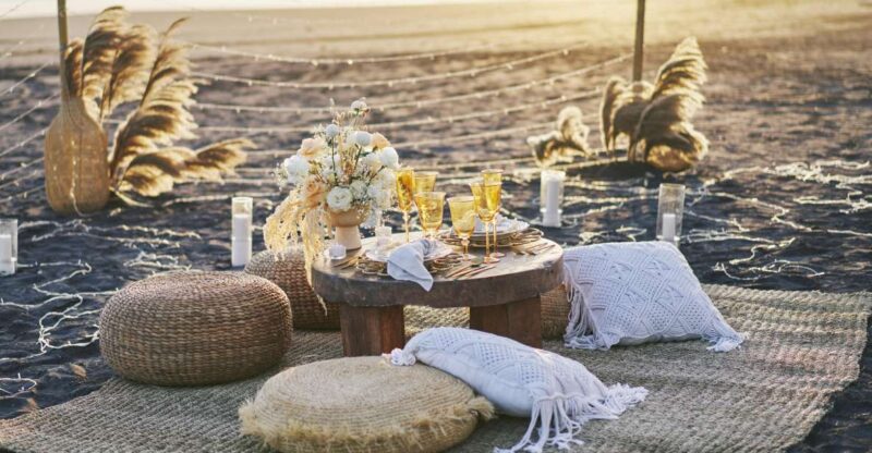 Cala Millor: Boho Beach Picnic - Picnic Inclusions and Offerings