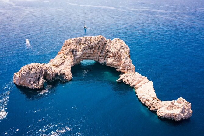 Cala Salada and Unspoiled North Beach Tour. Snorkelling and Aquarium - Refreshments and Amenities