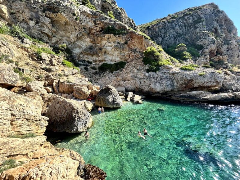Cala Tango, Marine Reserve Cave & Snorkel 1 Hour Kayak Rent - Marveling at the Vertical Rock Structure of Cape of San Antonio