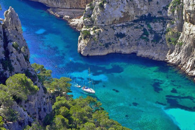 Calanques Of Cassis, the Village and Wine Tasting - Indulging in Provences Wine Tasting