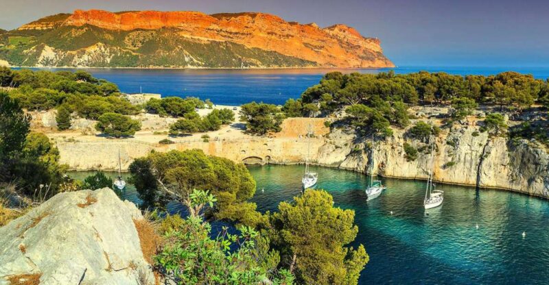 Calanques Of Cassis, the Village and Wine Tasting - Savor the Renowned Provençal Wines