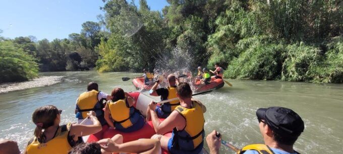 Calasparra: Almadenes Canyon Rafting Tour & Visit 3 Caves - Exploring Almadenes Canyon