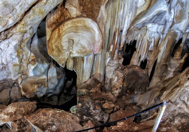 Calasparra: Cave of the Port Entry Ticket With Guided Tour - Experience Highlights