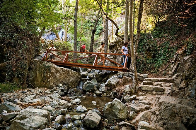Caledonia Waterfalls Tour - Key Points