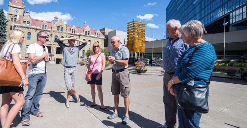 Calgary: 3-Hour Sightseeing Bus Tour - Transportation and Guides