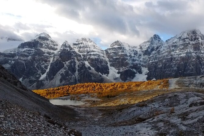 Calgary Airport & Airport Hotels to Banff & Lake Louise Transfer - Door-to-Door Shuttle Service