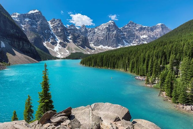 Calgary Airport & Airport Hotels to Banff & Lake Louise Transfer - Baggage and Sports Equipment