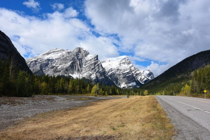 Calgary & Lake Louise: Smartphone Audio Driving Tour - Key Points