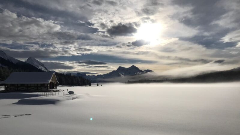 Calgary: Private Transfer to Banff or Canmore - Vehicle and Pickup