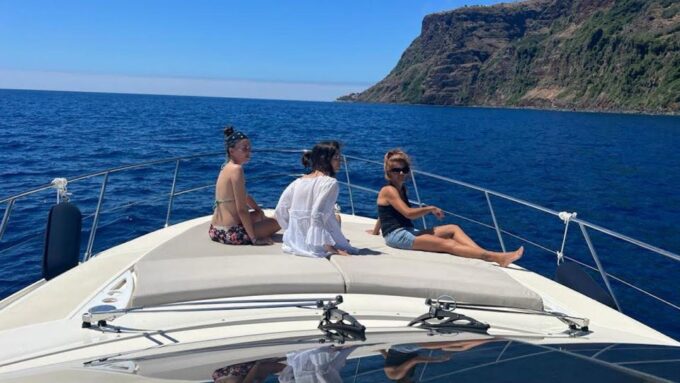 Calheta: Private Charter – Aestus Luxury Boat - Booking and Cancellation