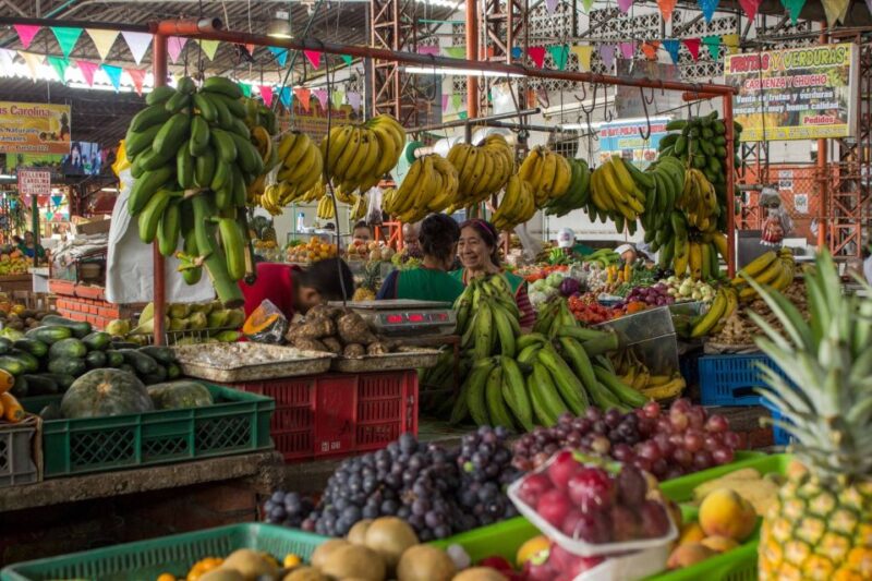 Cali: Fruit Market Walking Tour With Tastings - Inclusions