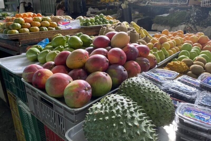 Cali: Fruit Market Walking Tour With Tastings - Fruit Samples and Gastronomy