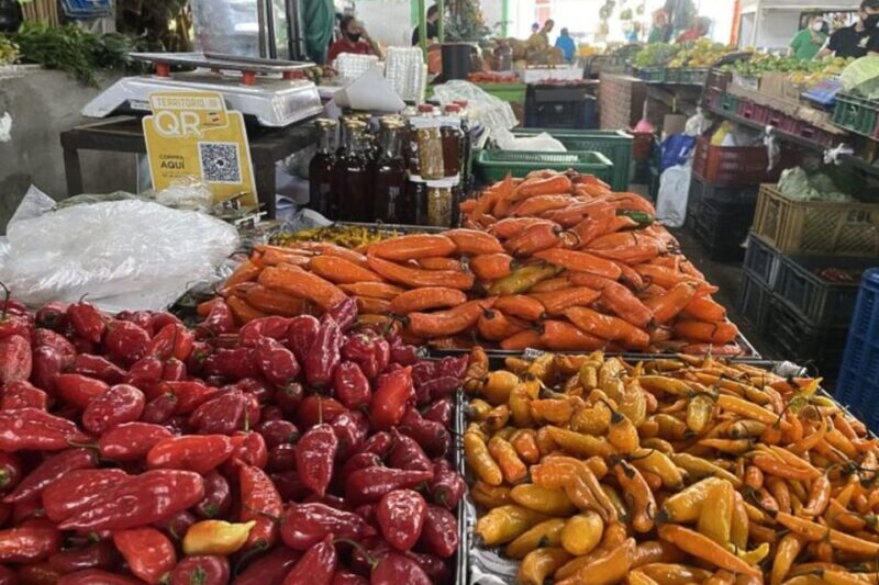 Cali: Fruit Market Walking Tour With Tastings - Inclusions