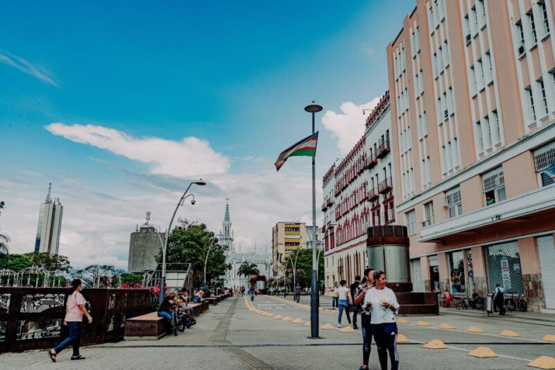 Cali: Panoramic City Tour - Key Points