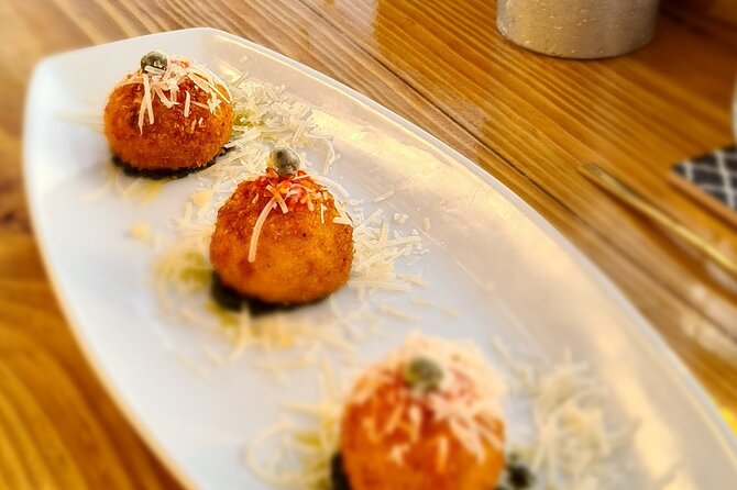 California Lighthouse Three-Course Dining Experience in Aruba - Rave Guest Reviews and Feedback