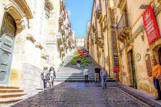 Caltagirone Day Tour – Private Experience - Historic Landmarks and Architecture