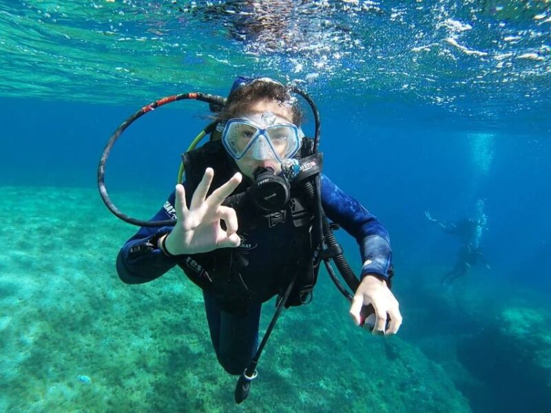Calvi: Introduction to Diving Dive With an Instructor - High-Quality Dive Equipment Provided