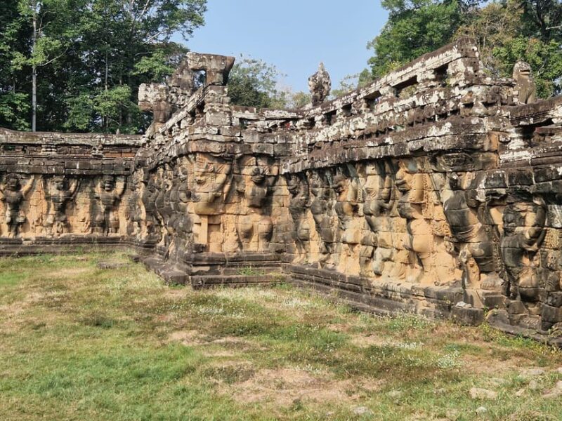 Cambodia: Ultimate Cambodian Experience, 12 Days - 5* Hotels - Arrival and Transfer
