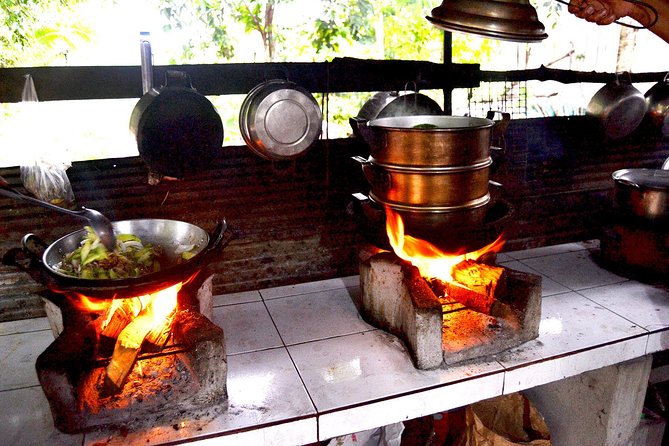 Cambodian Market Tour and Unique Cooking Experience in a Countryside Kitchen - Accessibility and Dietary Requests