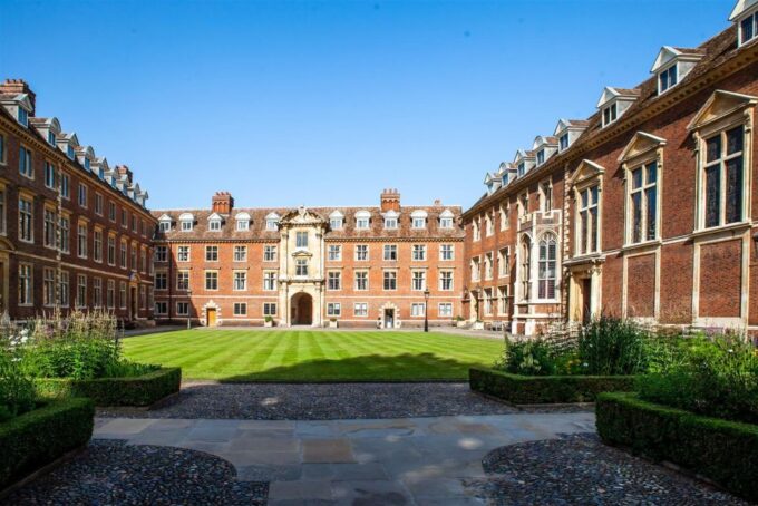 Cambridge: 2-Hour Private University Walking Tour - Recap