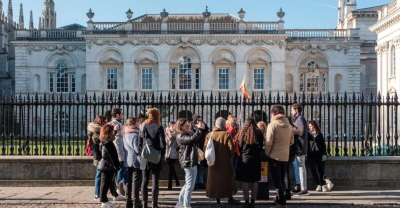 Cambridge: English Local Guided Walking Tour - Key Points