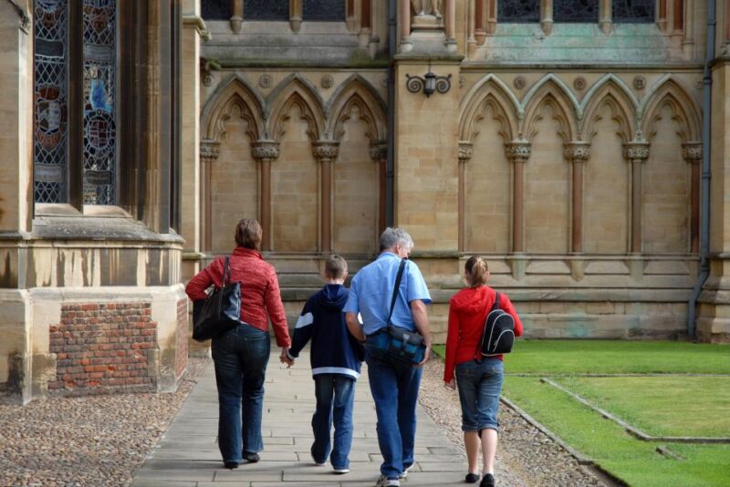 Cambridge: English Local Guided Walking Tour - Meeting Point Location