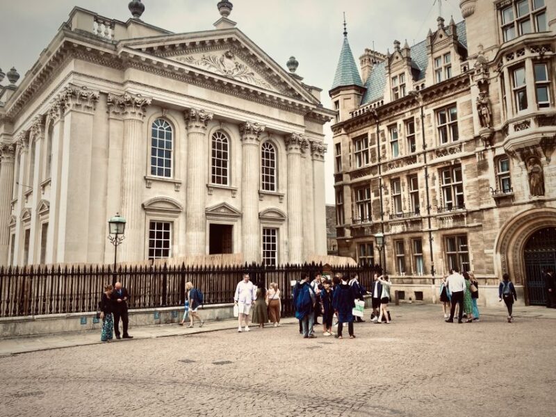 Cambridge: Guided Historic Walking Tour - Visit Historic Landmarks