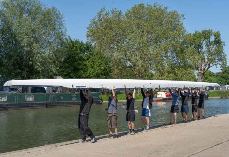 Cambridge: INDOOR Rowing Experience and Tour of Boathouse - Technique Practice in the Gym