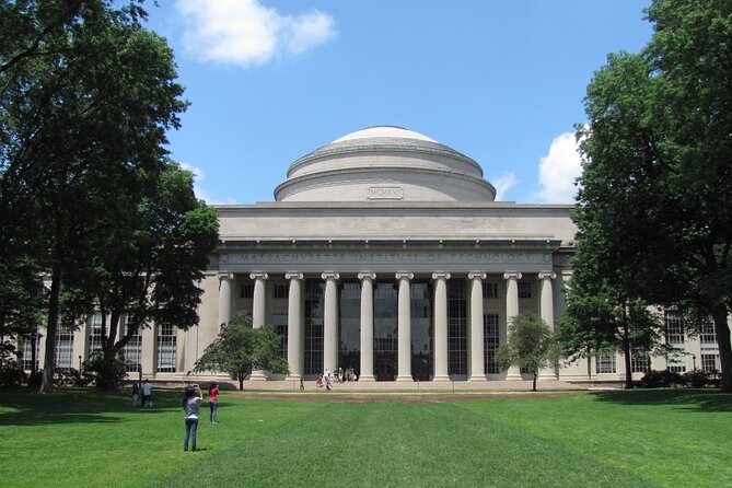 Cambridge, Lexington and Concord Private Half-Day Tour by Car - Pickup and Meeting