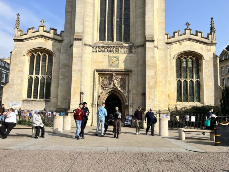 Cambridge: Self-Guided Colleges Walking Tour and Sightseeing - Logistics and Accessibility