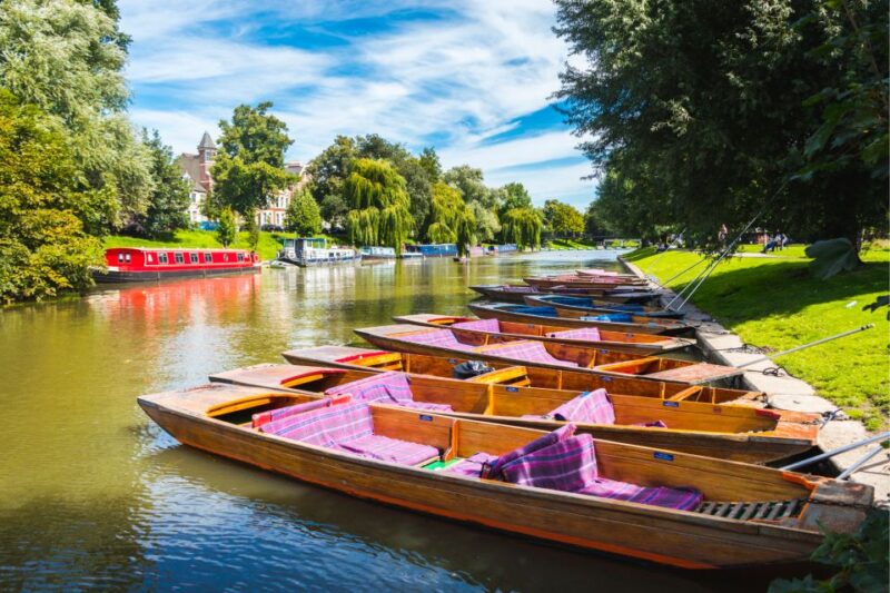 Cambridge: Self-Guided Highlights Scavenger Hunt and Tour - Key Points