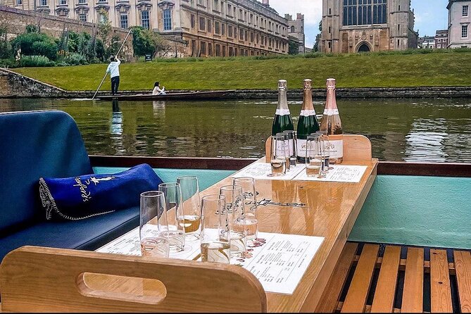 Cambridge - Shared Punting Tour - Highlights of the Shared Punting