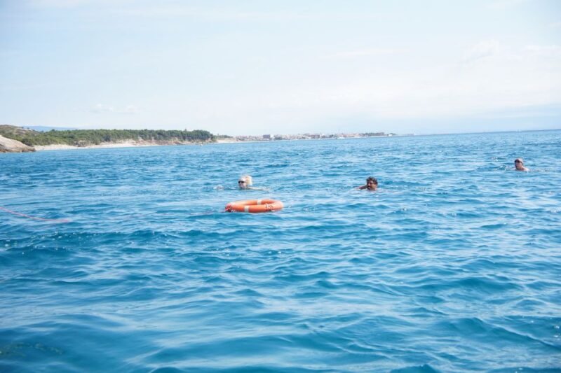 Cambrils: Costa Dorada Catamaran Day Cruise With BBQ Lunch - Swim in the Mediterranean